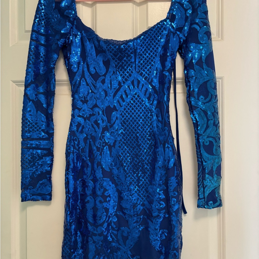 Lucy in the Sky long sleeve dress